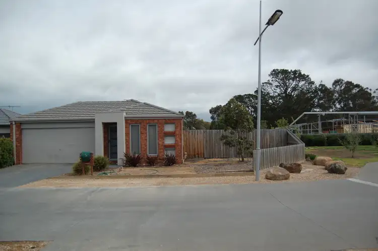3 Gardenia Place, Whittlesea VIC 3757