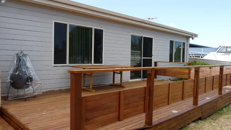 Second view of Homely house listing, 5 Stevens Place, Castletown WA 6450