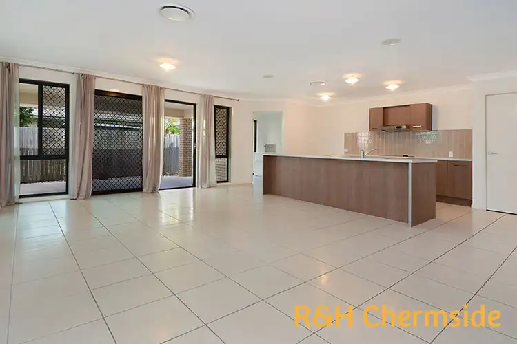 Fifth view of Homely house listing, 7 MACLEAN CLOSE, Fitzgibbon QLD 4018