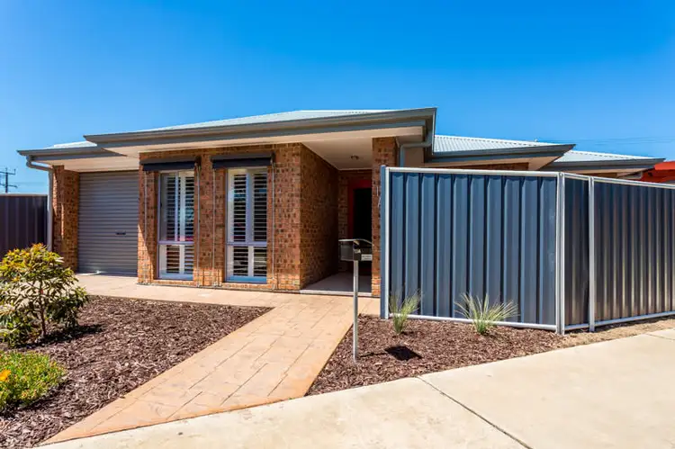 12a Lamorna Terrace, Largs North SA 5016