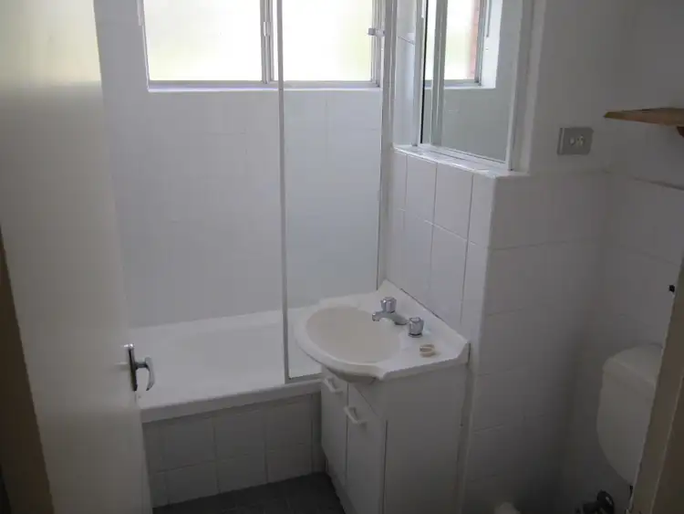 Fifth view of Homely unit listing, 8/3 Ronald Street, Carramar NSW 2163
