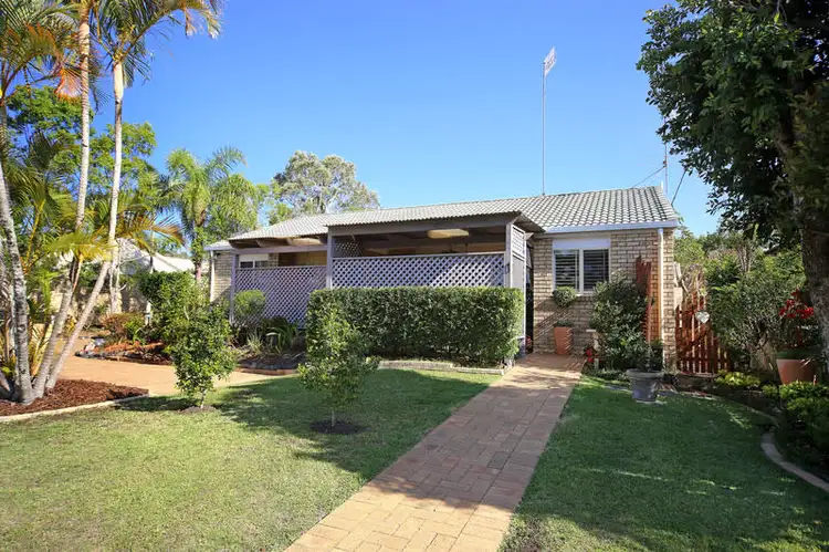 1/3 Sylvia Street, Noosaville QLD 4566