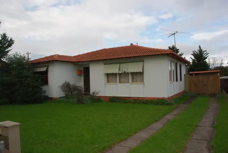 1 Snowden Street, Laverton VIC 3028