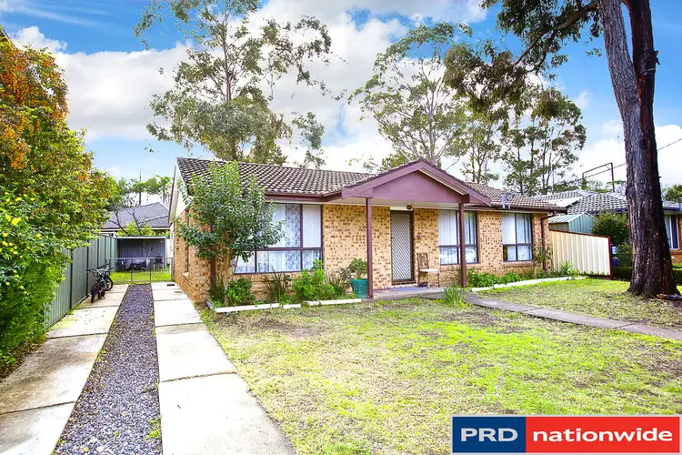 9 Banjo Crescent, Emu Plains NSW 2750