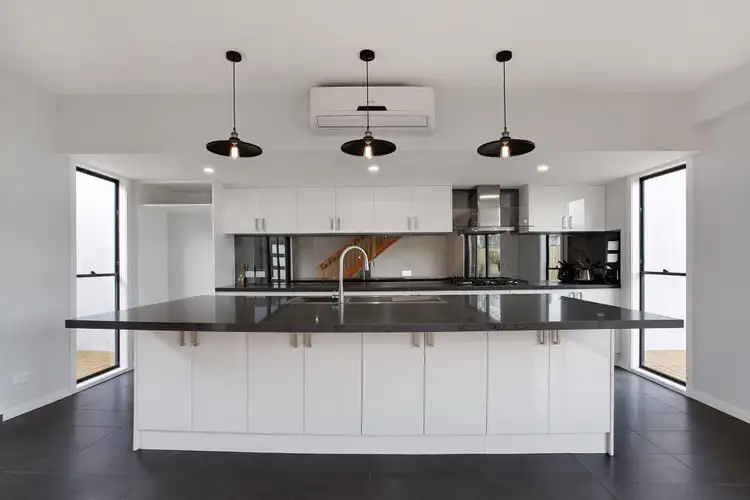 Third view of Homely townhouse listing, 2/5 Madeleine Road, Clayton VIC 3168