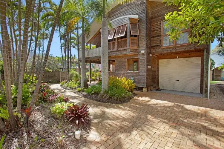 2 Robin Street, South Golden Beach NSW 2483