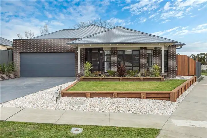 Main view of Homely house listing, 92 Caroline Chisholm Drive, Kyneton VIC 3444