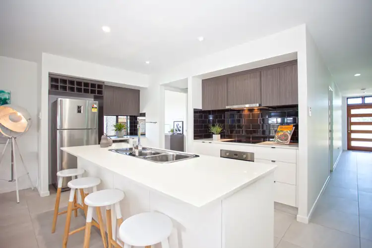 Main view of Homely house listing, 25 Primavera Boulevard, Beaconsfield QLD 4740