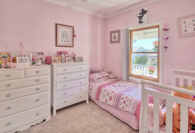 Fifth view of Homely house listing, 8 Creekside Drive, Springfield Lakes QLD 4300