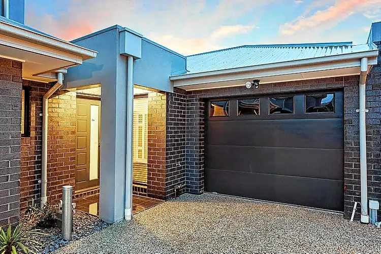 4/91 Blackshaws Road, Newport VIC 3015