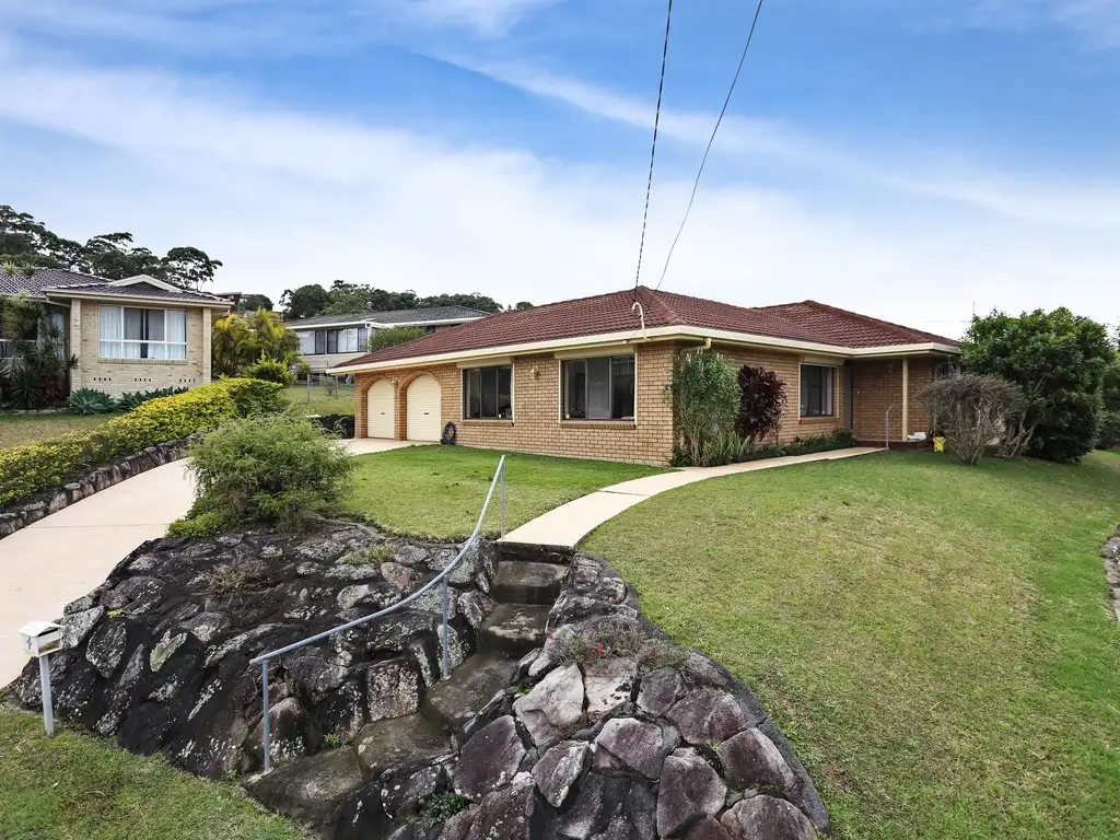 Main view of Homely house listing, 4 Tweed Close, Coffs Harbour NSW 2450
