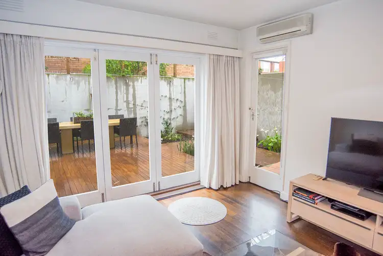 Fourth view of Homely apartment listing, 2/10 Celeste Court, St Kilda East VIC 3183