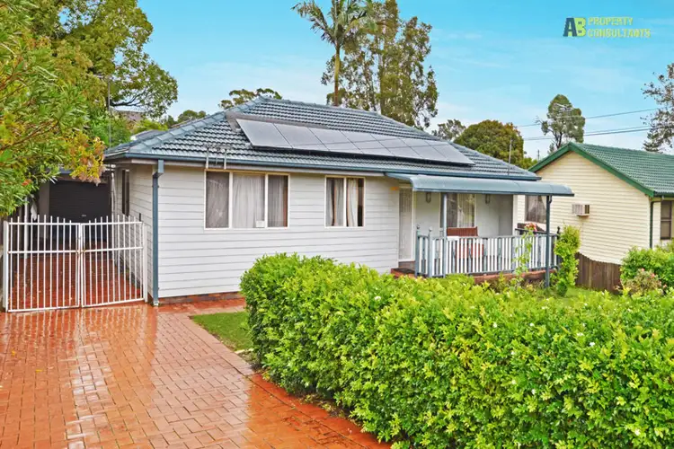 16 Rowley Street, Pendle Hill NSW 2145