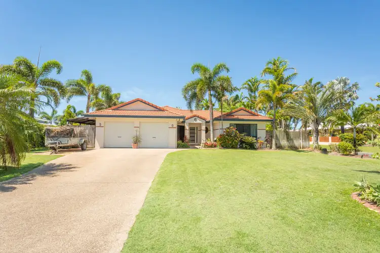 2 Trochus Court, Shoal Point QLD 4750