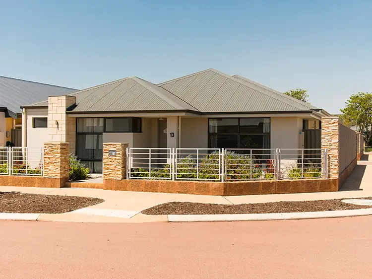 13 Godfrey Way, Byford WA 6122