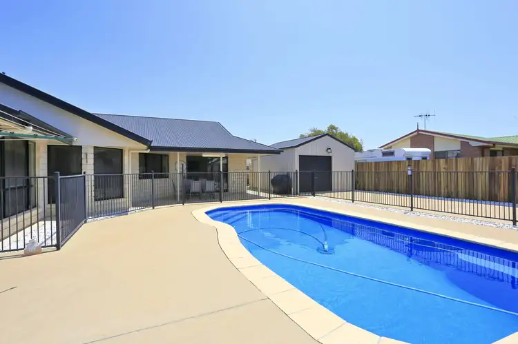 2 Fixter Ave, Kalkie QLD 4670