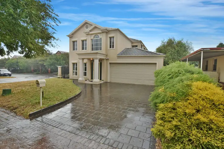 15 Bahloo Avenue, Mitchell Park SA 5043