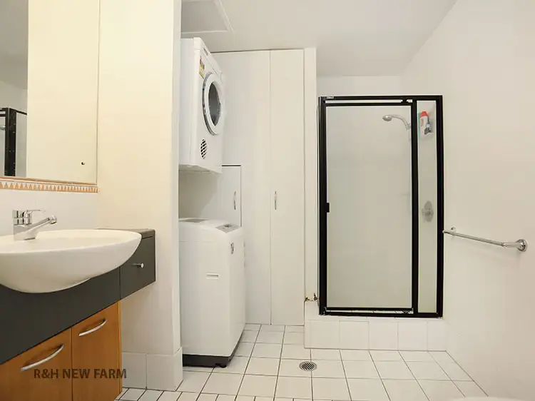 Sixth view of Homely apartment listing, 89/53 Vernon Terrace, Teneriffe QLD 4005
