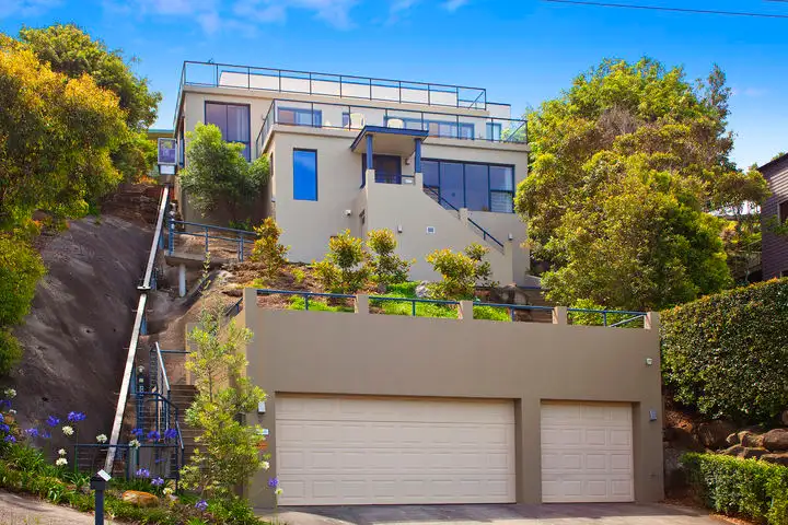 Fifth view of Homely house listing, 9 Elgata Avenue, North Avoca NSW 2260