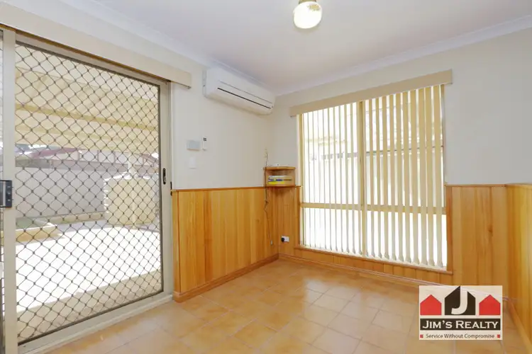 Fifth view of Homely house listing, 7 Herbert Crt, Brookdale WA 6112