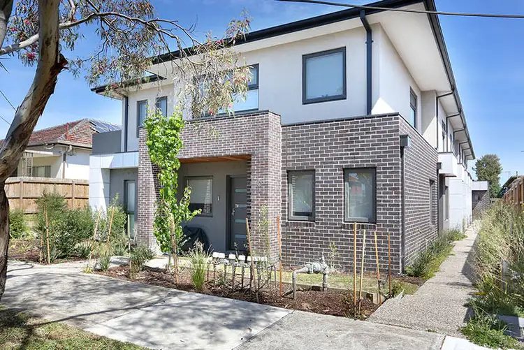 2/69 Heller Street, Brunswick West VIC 3055