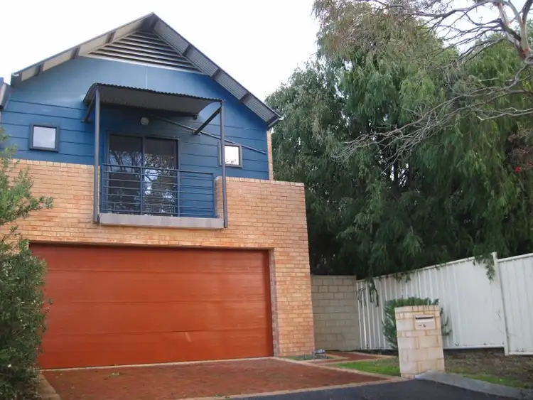 4/3 Sloan Street, Rockingham WA 6168