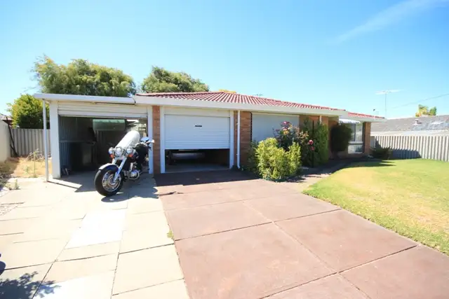 Sixth view of Homely house listing, 6 Carey Place, Cooloongup WA 6168