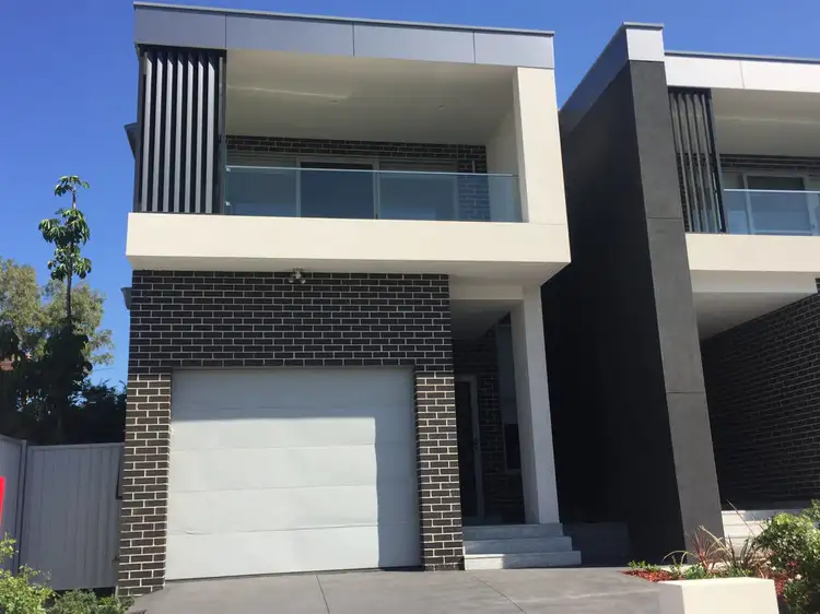12 Isaac Street, Peakhurst Heights NSW 2210