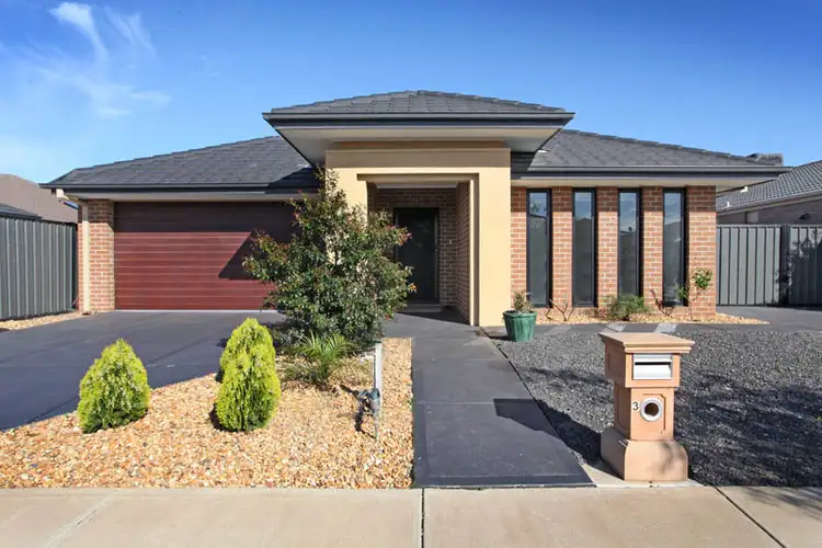 3 Redcliffe Parade, Tarneit VIC 3029