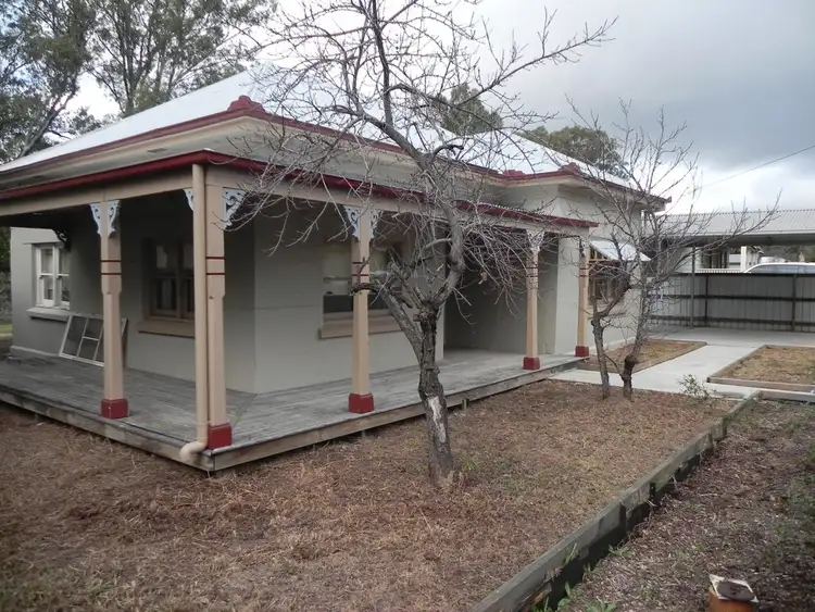 75 Pollard Street, Hay NSW 2711