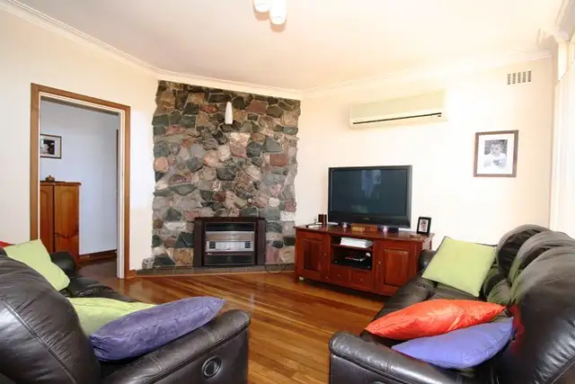 17 Stoner St, Rockingham WA 6168