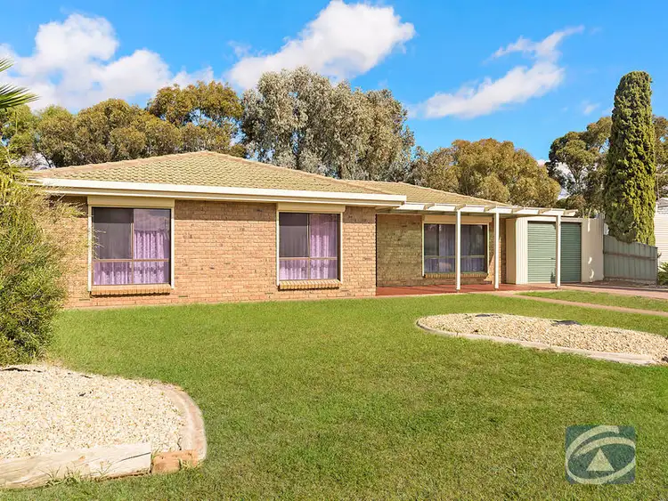 24 Commodore Parade, Andrews Farm SA 5114