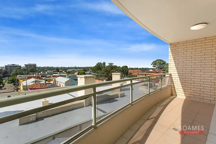 50/107-115 Pacific Highway, Hornsby NSW 2077