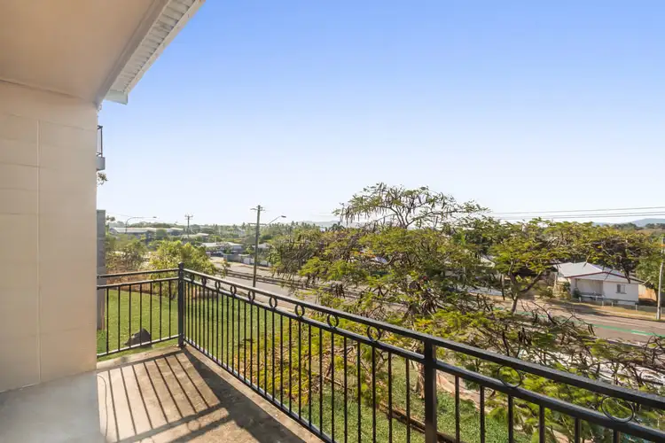 9/2 Bundock Street, Castle Hill QLD 4810