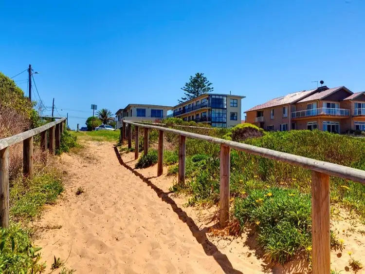 Second view of Homely unit listing, 11/115 Ocean Street, Narrabeen NSW 2101