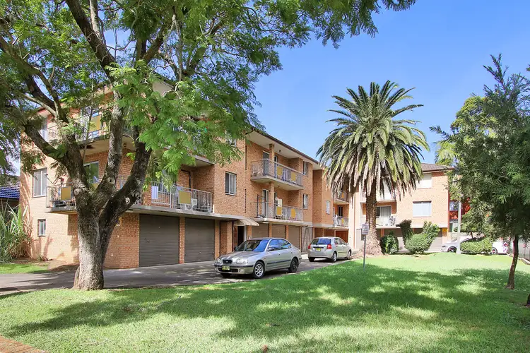 1/64 Eighth Avenue, Campsie NSW 2194