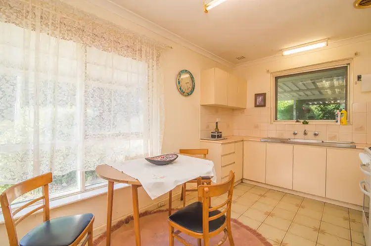 Sixth view of Homely semi-detached listing, 7 Natasha Way, Camillo WA 6111