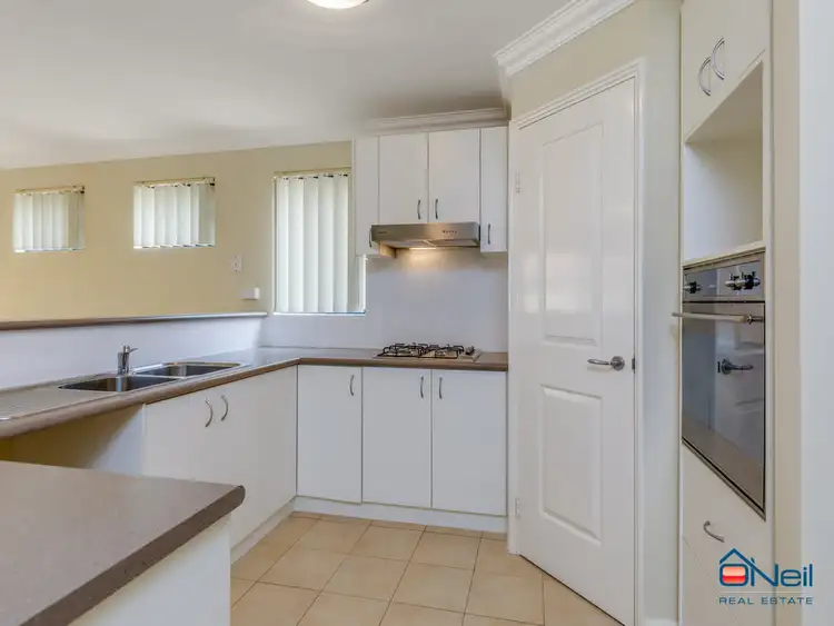 Seventh view of Homely house listing, Unit 4 / 24 Mountain View, Kelmscott WA 6111