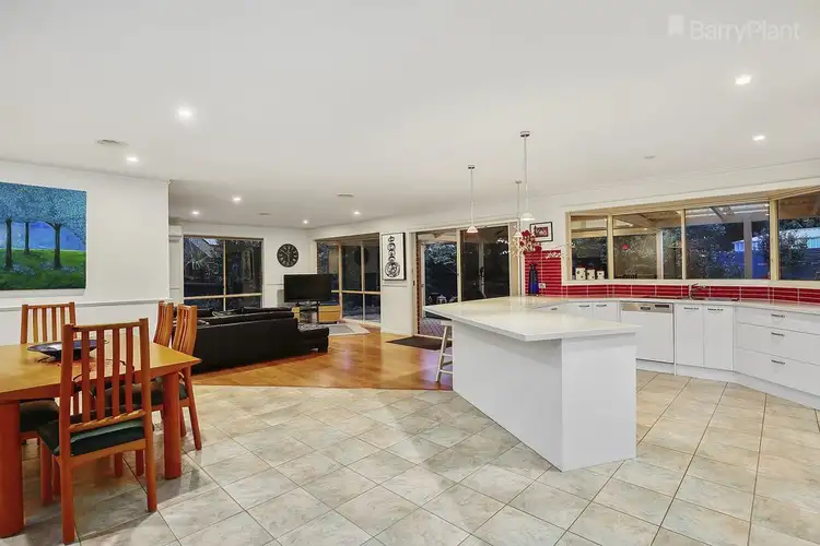Sixth view of Homely house listing, 10 The Oaks, Croydon VIC 3136
