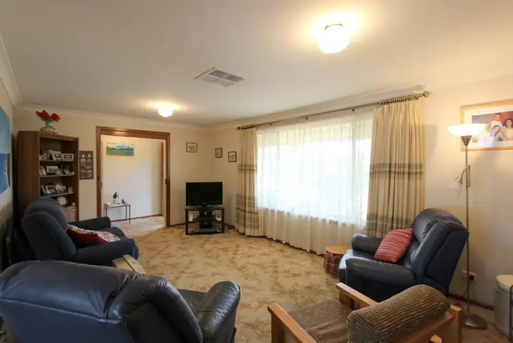 Third view of Homely unit listing, 2/167 Baker Street, Temora NSW 2666