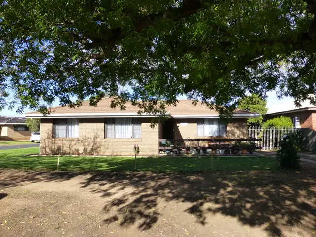 51 Cecile Street, Parkes NSW 2870