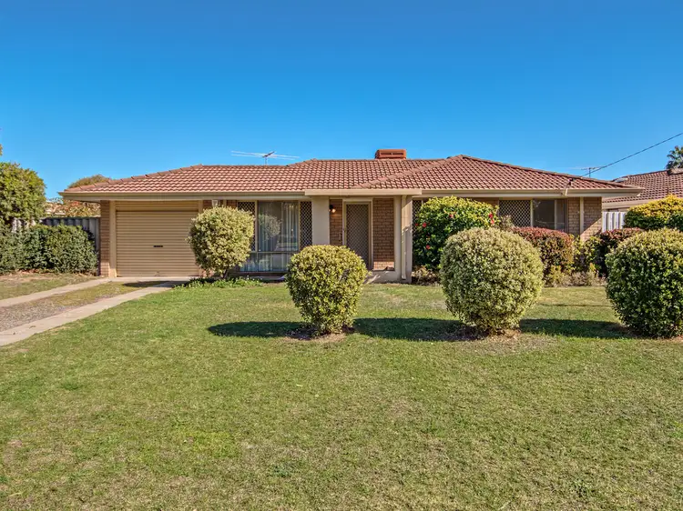32 Murchison Road, Cooloongup WA 6168