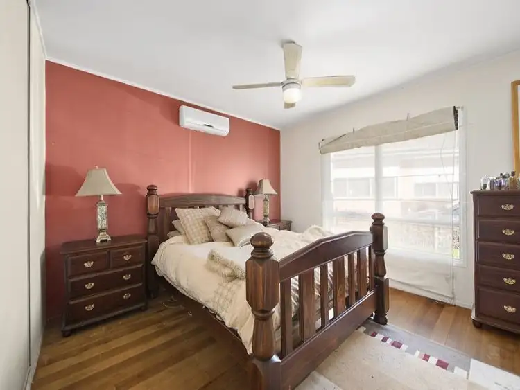 Fifth view of Homely house listing, 32 Corinella Crescent, Dallas VIC 3047