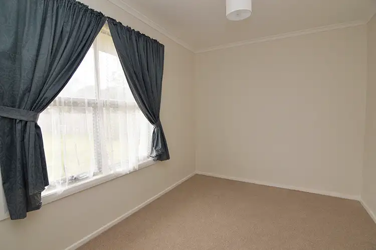 Sixth view of Homely house listing, 1 Murray Avenue, Red Cliffs VIC 3496