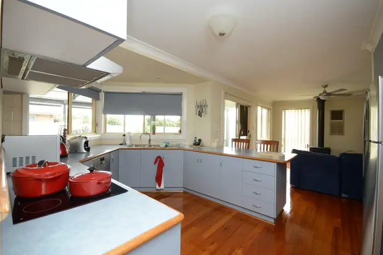 Fifth view of Homely house listing, 14 MOREKANA CRESCENT, Wy Yung VIC 3875