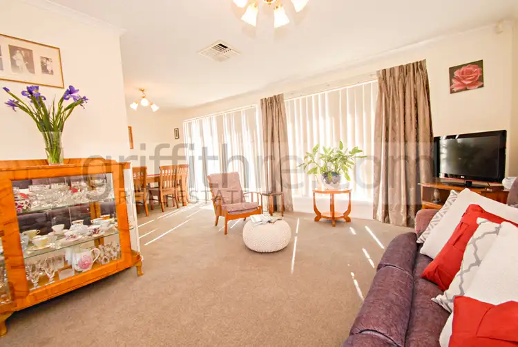 Sixth view of Homely house listing, 2/11 Hillston Street, Griffith NSW 2680