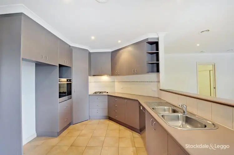 Fifth view of Homely house listing, 9 Rosella Court, Kialla VIC 3631