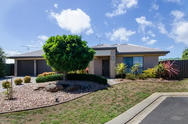 Second view of Homely house listing, 5 Eyre Court, Mount Gambier SA 5290