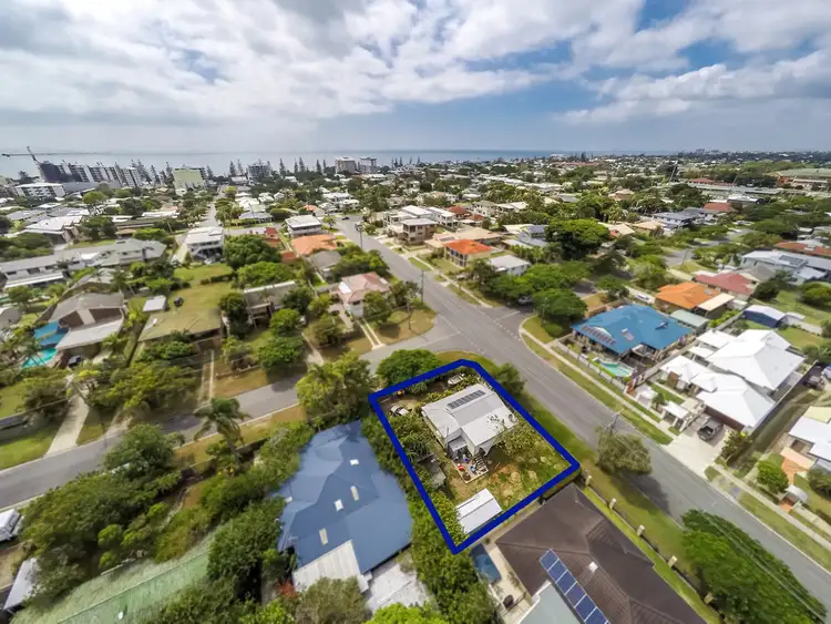 Fourth view of Homely house listing, 37 Seaville Avenue, Scarborough QLD 4020
