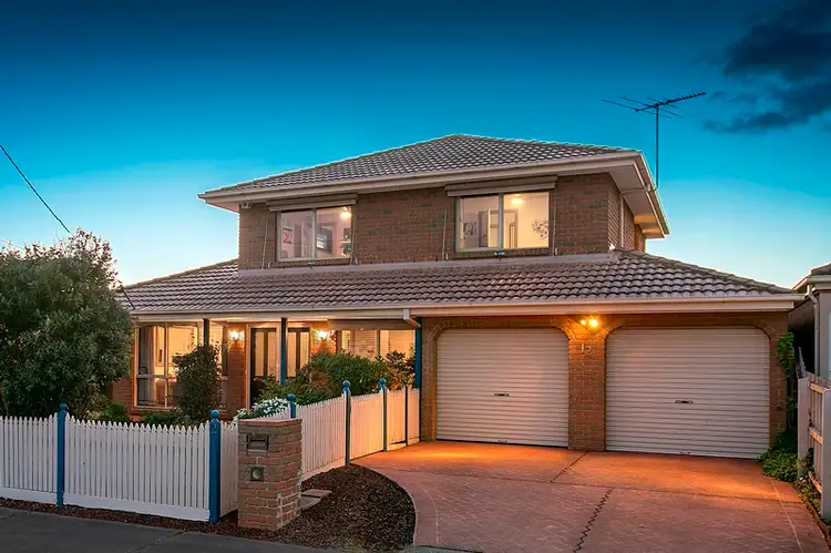 12 Sutherland Avenue, Aspendale Gardens VIC 3195